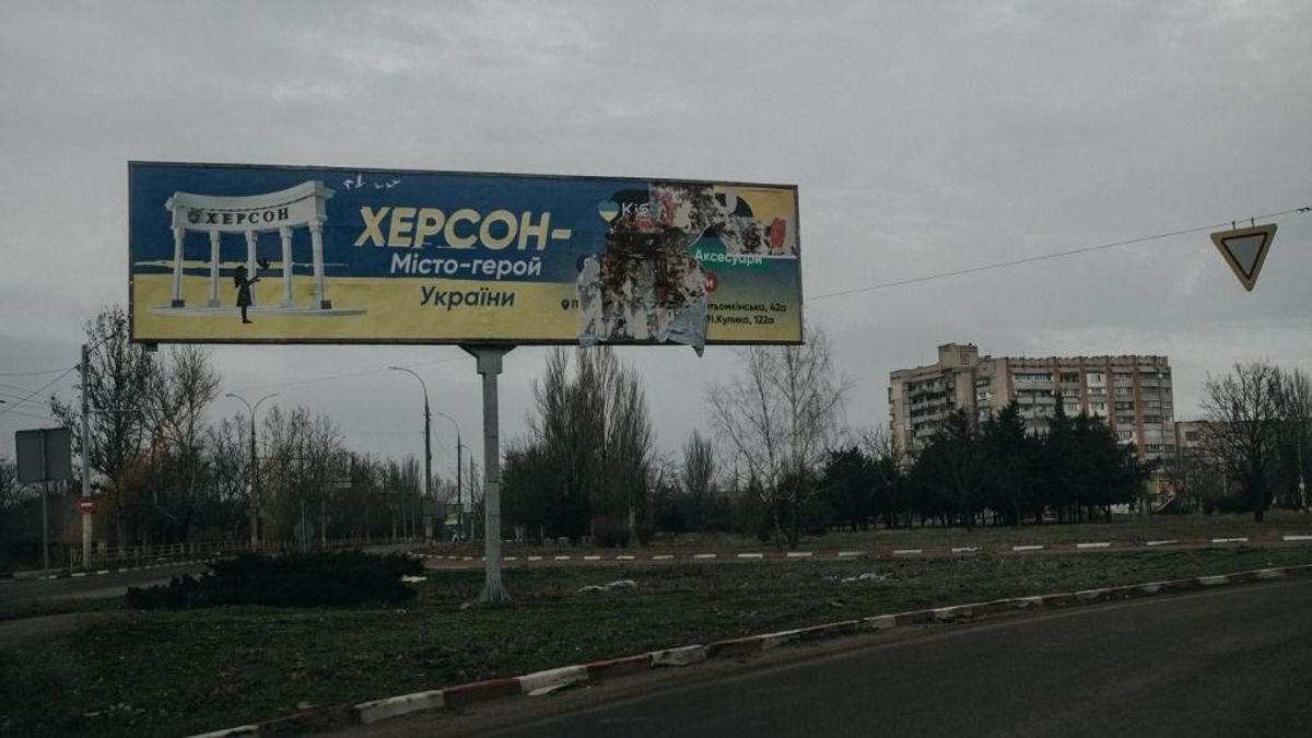 Evakuálják az ukrán közigazgatást Herszonból