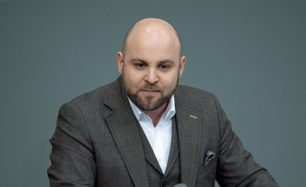 Markus Frohnmaier (AfD), az AfD baden-württembergi tartományi szövetségének társelnöke felszólal a Bundestag 157. ülésszakán. (Fotó: dpa Picture-Alliance/AFPJonathan Penschek)