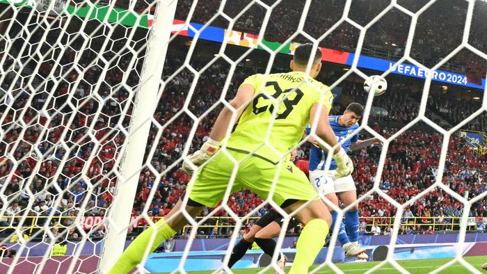 Football: UEFA Euro 2024 - 1st round day 1: Group B Italy v Albania
Italy's defender #23 Alessandro Bastoni heads the ball to score his team's first goal during the UEFA Euro 2024 Group B football match between Italy and Albania at the BVB Stadion in Dortmund on June 15, 2024. (Photo by Ina FASSBENDER / AFP)