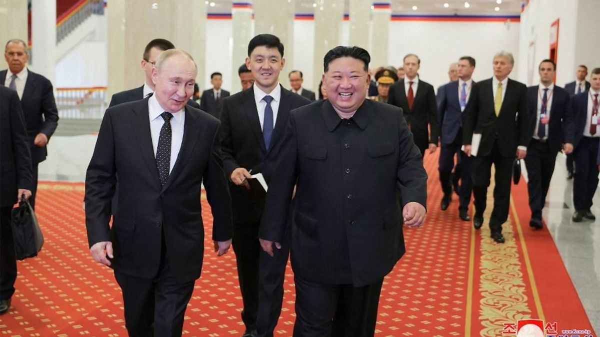 Putyin fegyvereket szállíthat Észak-Koreának – aggódik az Egyesült Államok