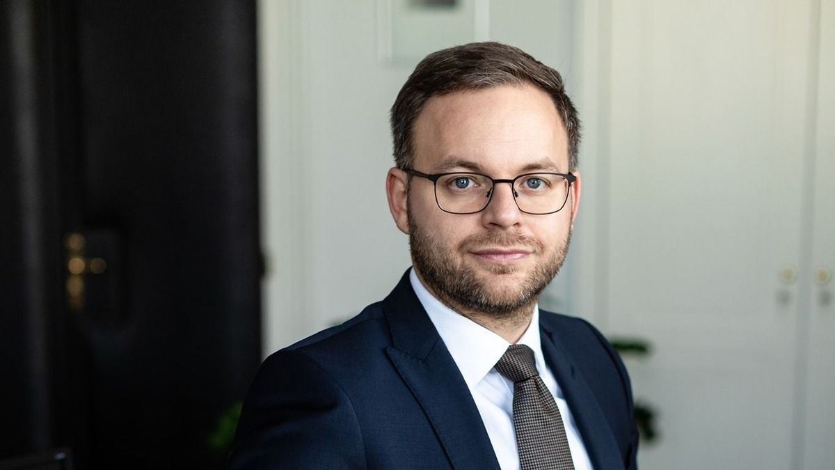 Hungarian PM's Policy Chief: Brussels Elite Misinterprets European Voters' Will
