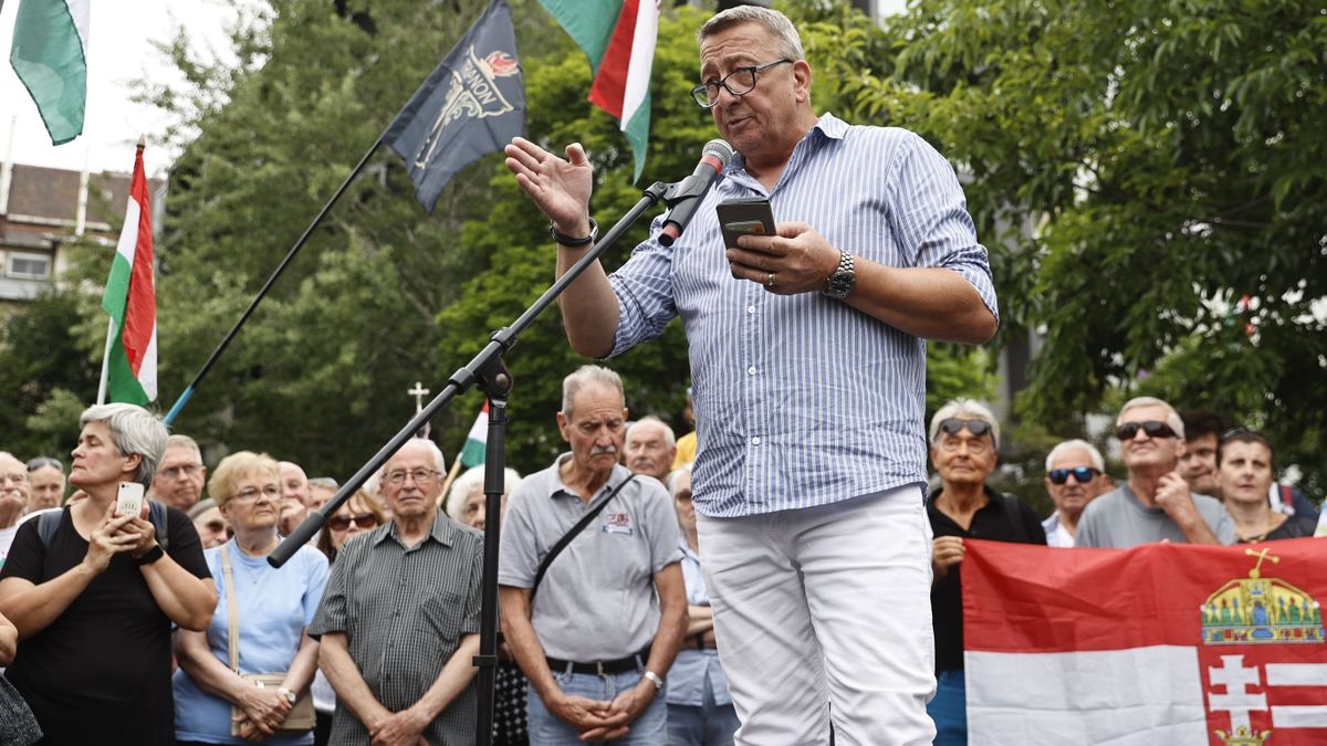 Zsolt Bayer Organizes Demonstration to Protest Ruling Against Hungary
