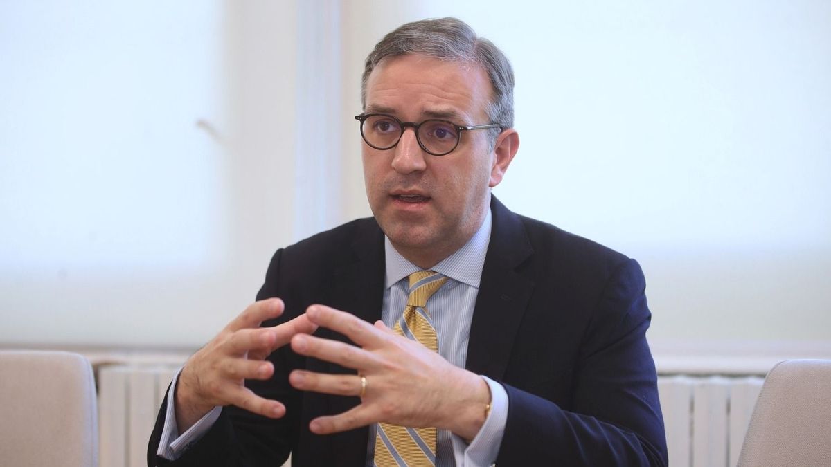 Gladden Pappin: Hungary Is Making a Growing Impression on International Community