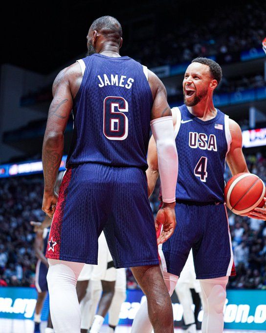 LeBron James  és Stephen Curry