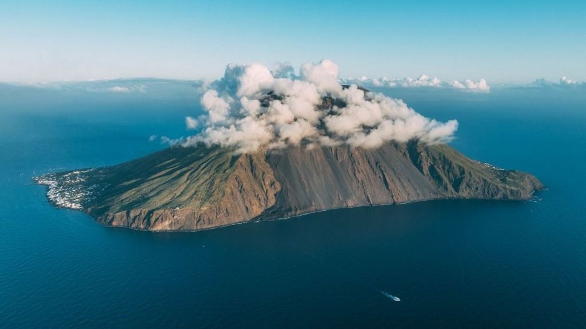 Hamarosan kitörhet a Stromboli vulkán + videó
