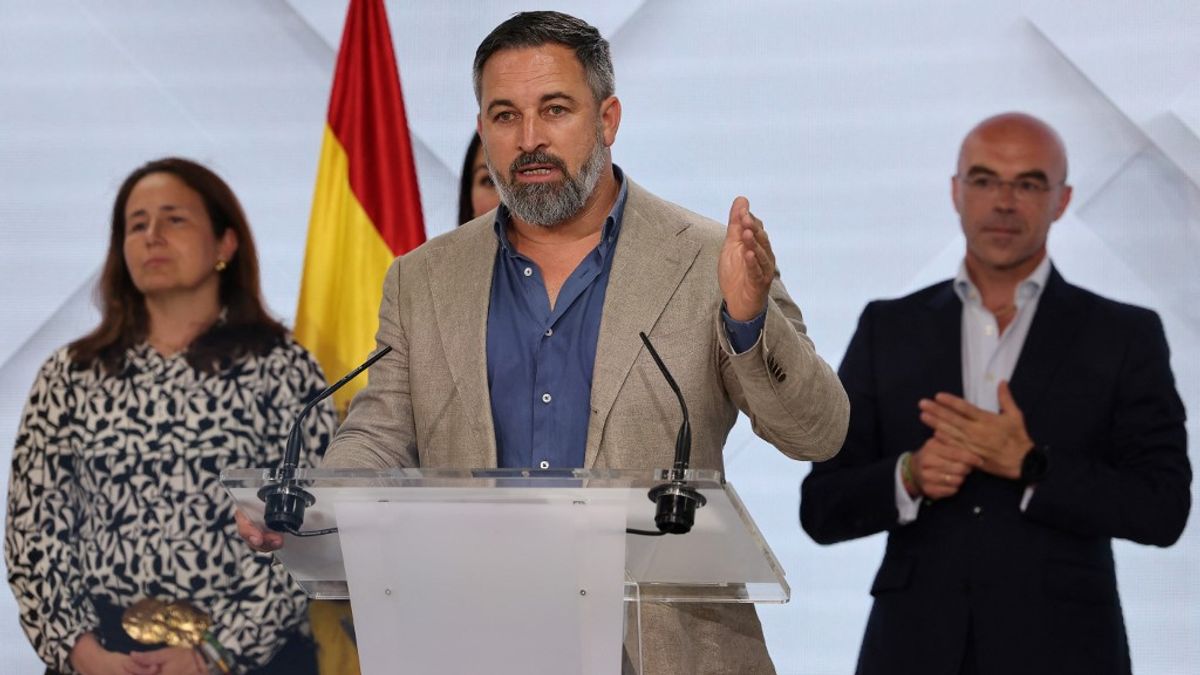 Bedöntötte a Néppárttal közös regionális kormányait a spanyolországi Vox