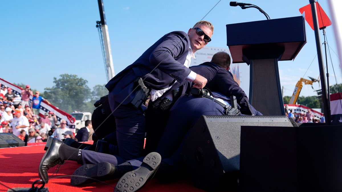 A fotóriporter a Trump elleni merényletről beszélt, azokról a pillanatokról, amikor a lövések eldördültek
