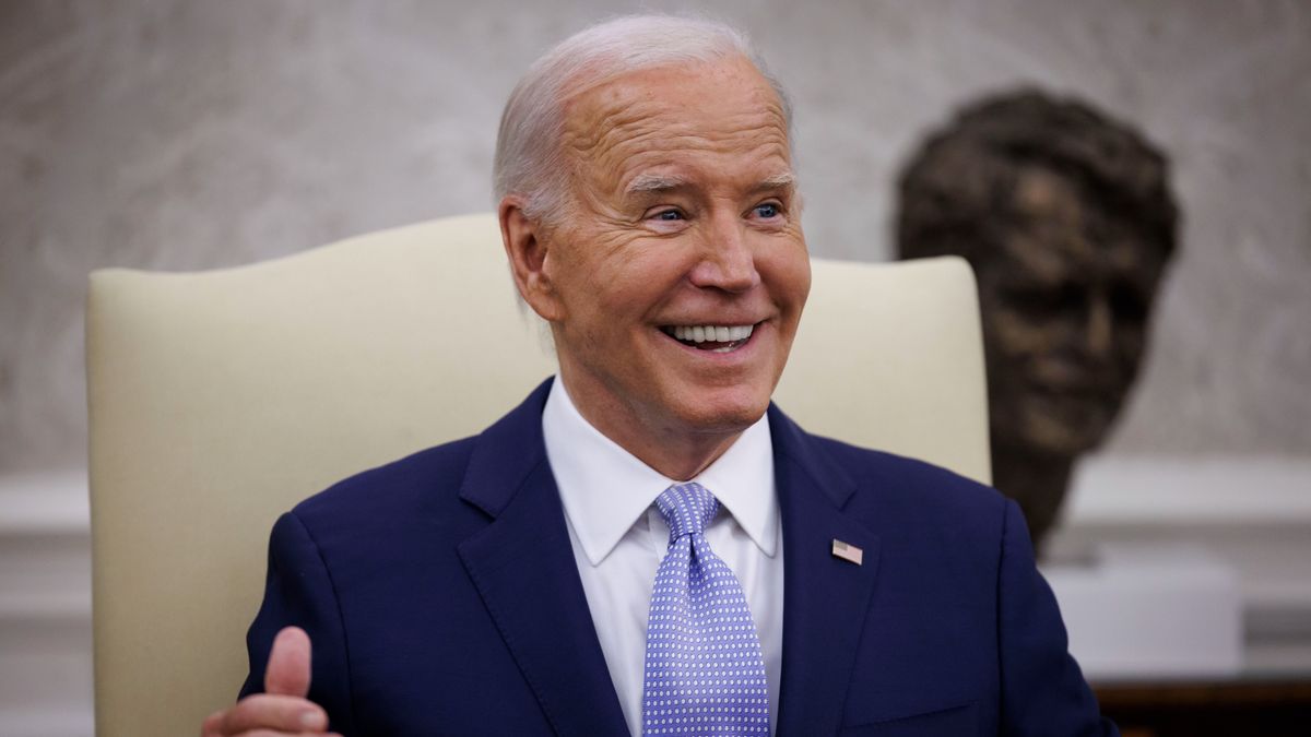 Egyre nő a nyomás Bidenen