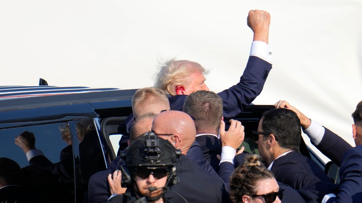 Minden, amit tudni lehet a Donald Trump ellen elkövetett merényletről