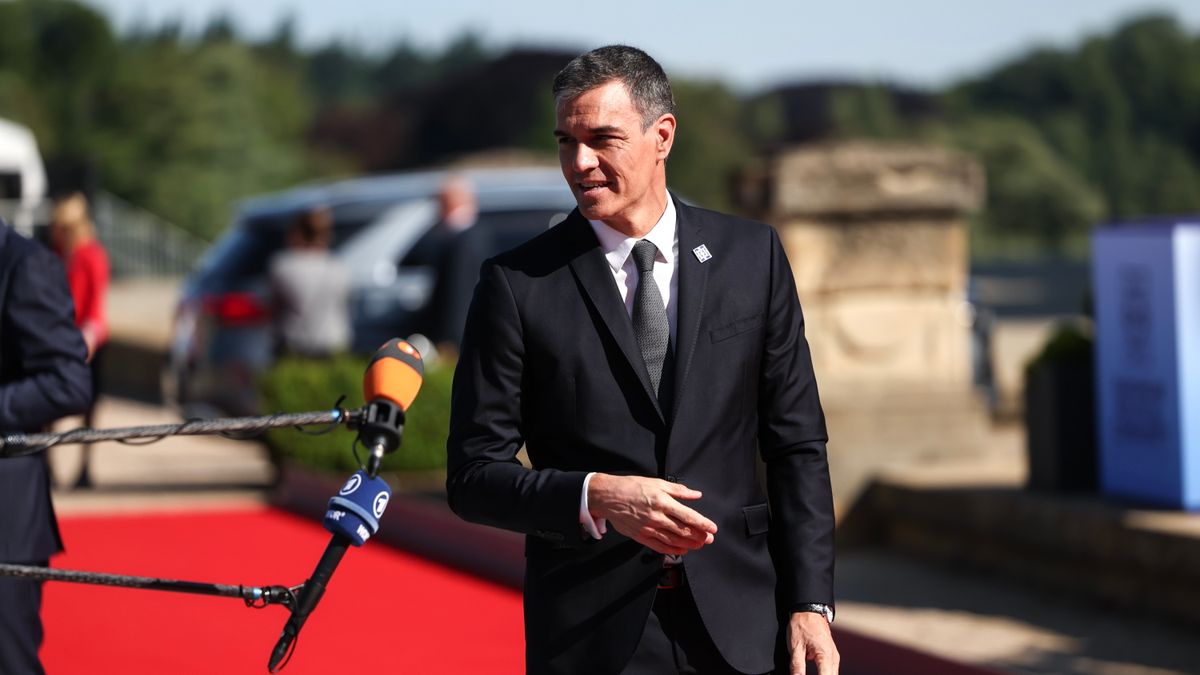 A szocialista spanyol kormányfő is érintett lehet felesége korrupciós botrányában