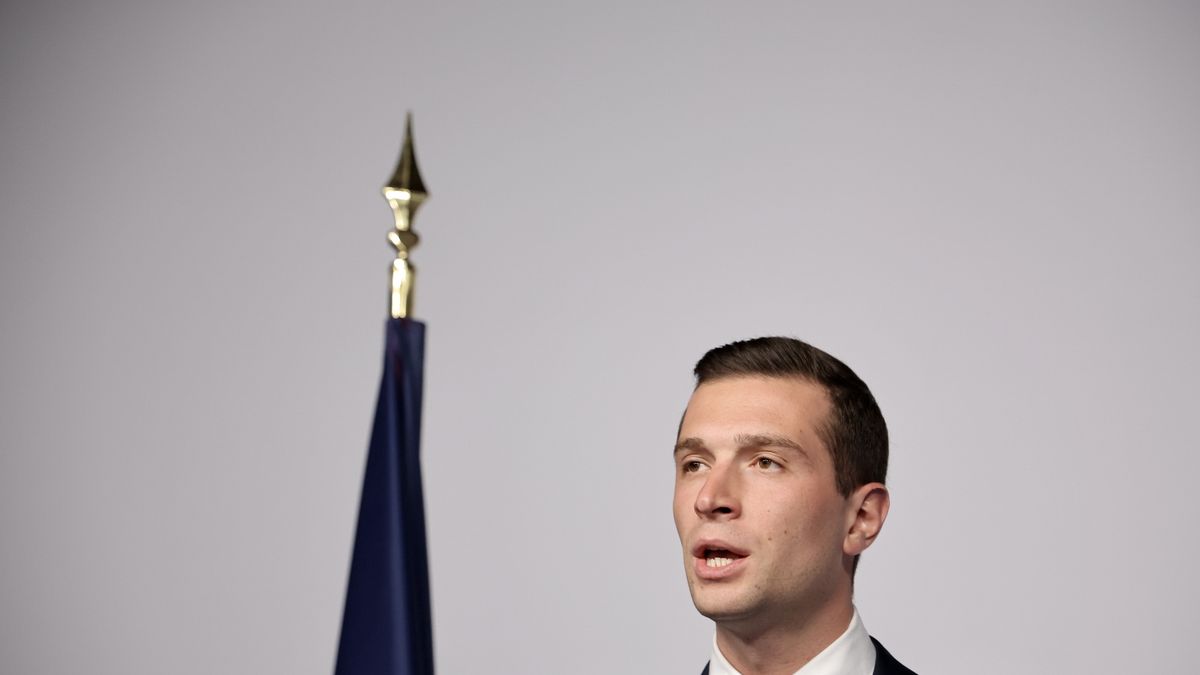 Marine Le Pen pártja is csatlakozik a Patrióták Európáért frakcióhoz