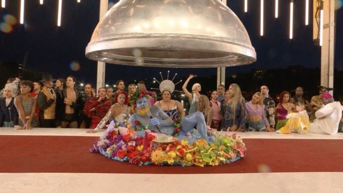 Olympic Drag Show a Thrill for Those Criticizing PM Orban's Tusvanyos Speech