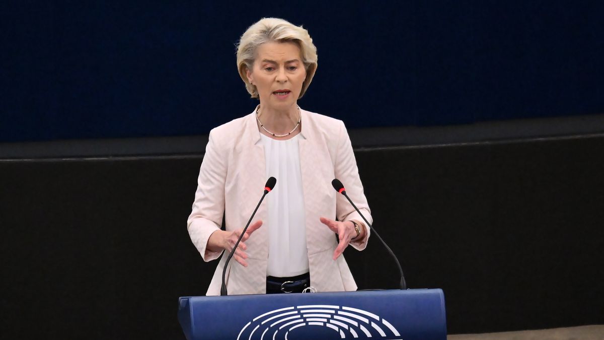 Ursula von der Leyen: Az EU másfél milliárd eurót utal Ukrajnának a befagyasztott orosz pénzeszközökből