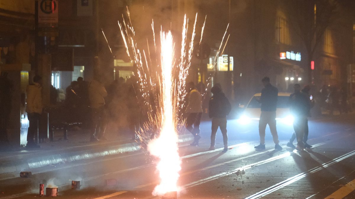 Elképesztő, milyen módszerekkel kerülik el a kitoloncolást a migránsok