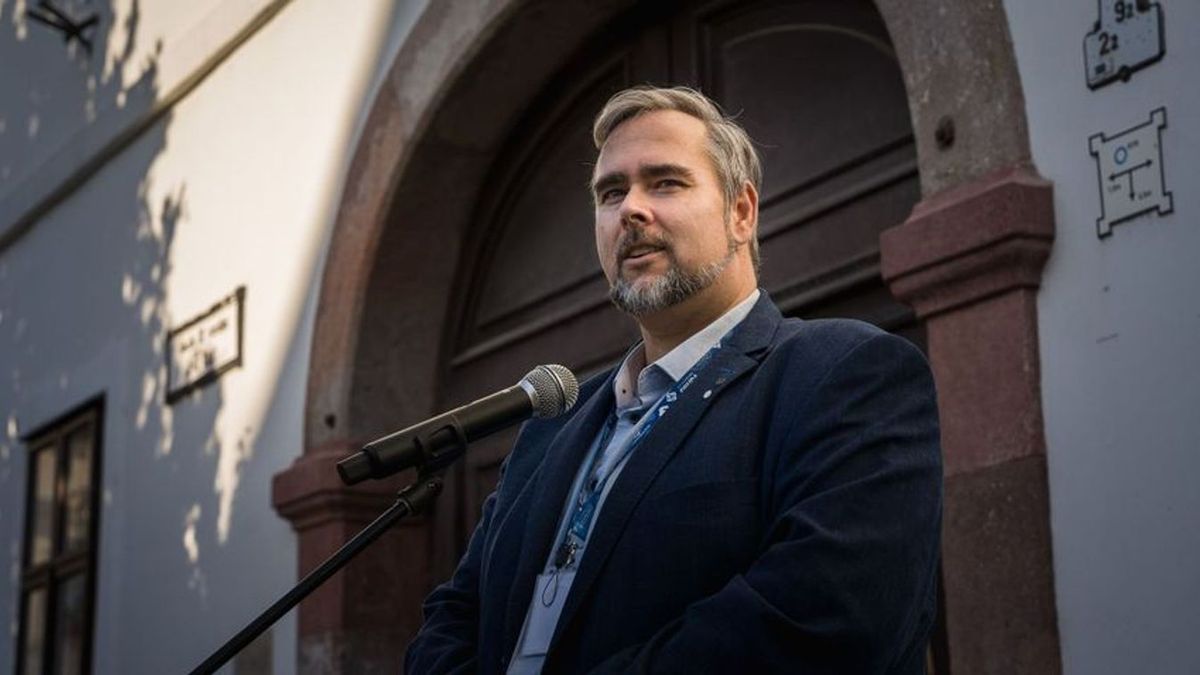 Ekkor jöhetne az új választás Óbudán, ahol a DK-s polgármestert letartóztatták
