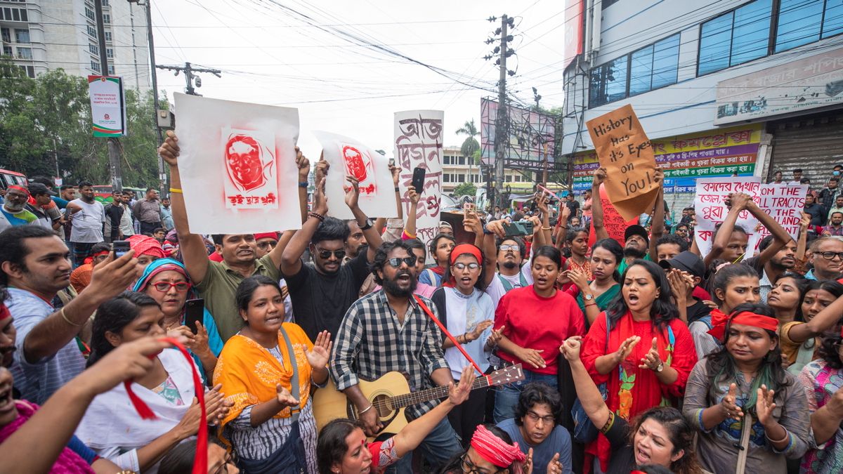 Lemondott a bangladesi kormányfő