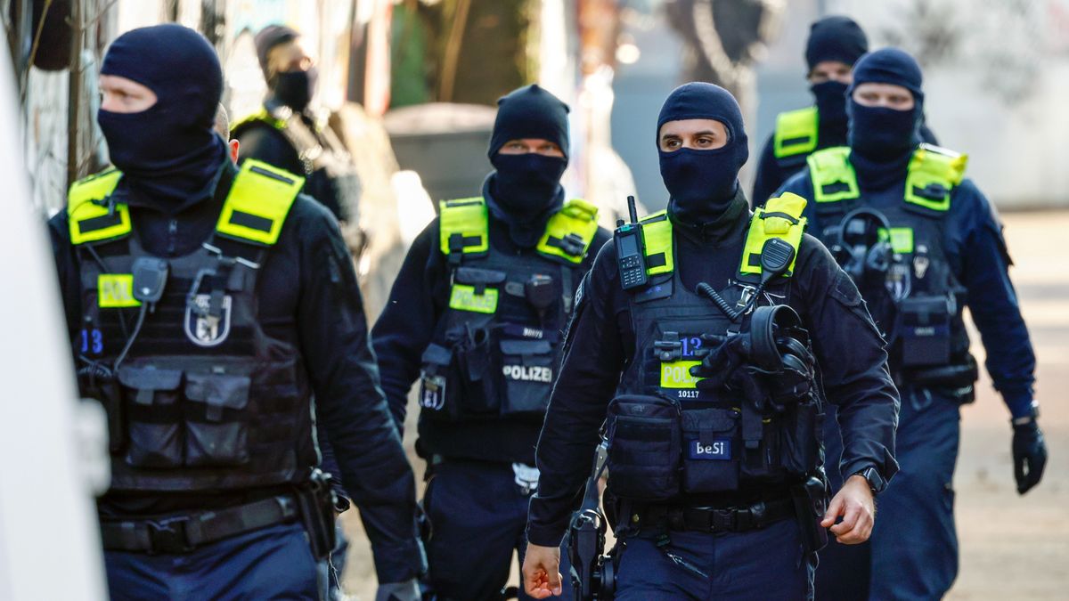 Ismét Németország: a rendőrség lelőtt egy késes támadót Duisburg mellett
