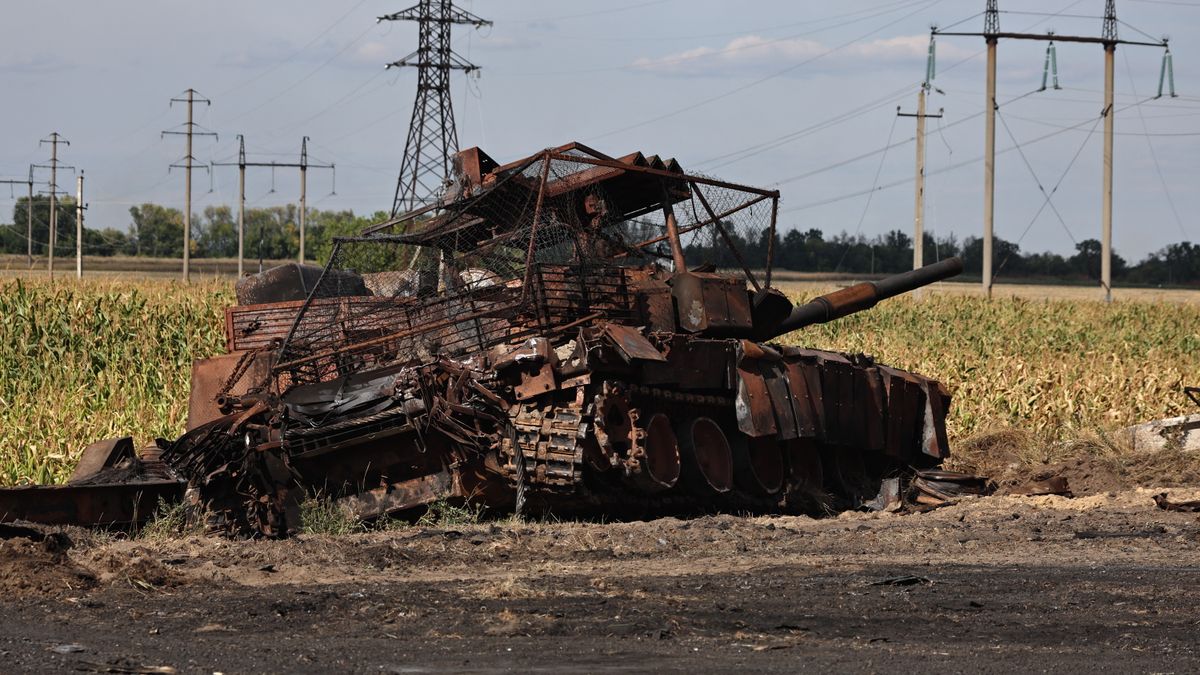 Kursk Incursion: Will Russians or Ukrainians "Yank the Wheel First"?