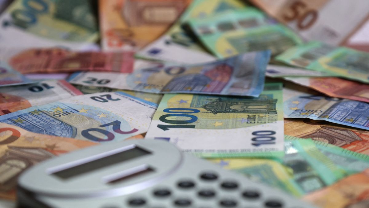 Döbbenetes, mekkora összegű segélyt kapnak a bécsi munkanélküli migránsok