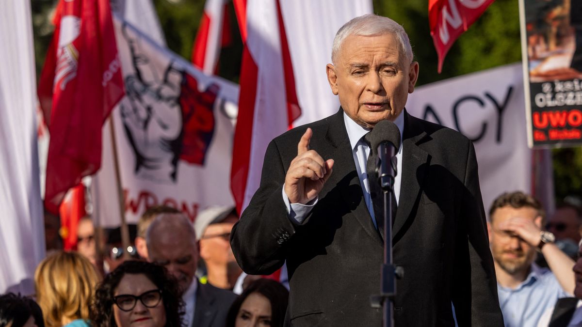 Itt a PiS válasza Tuskék brutális tisztogatására