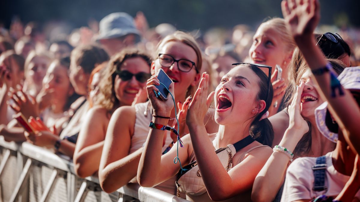 Ez a fiatal sláger robbantotta fel a Sziget Nagyszínpadát, valójában mindenki erre várt + videó