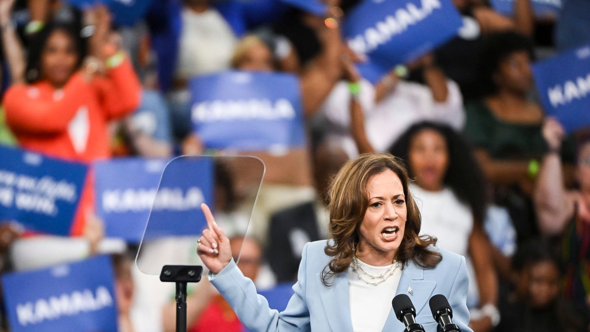 Kamala Harris megszerezte a demokrata párti delegáltak többségének támogatását