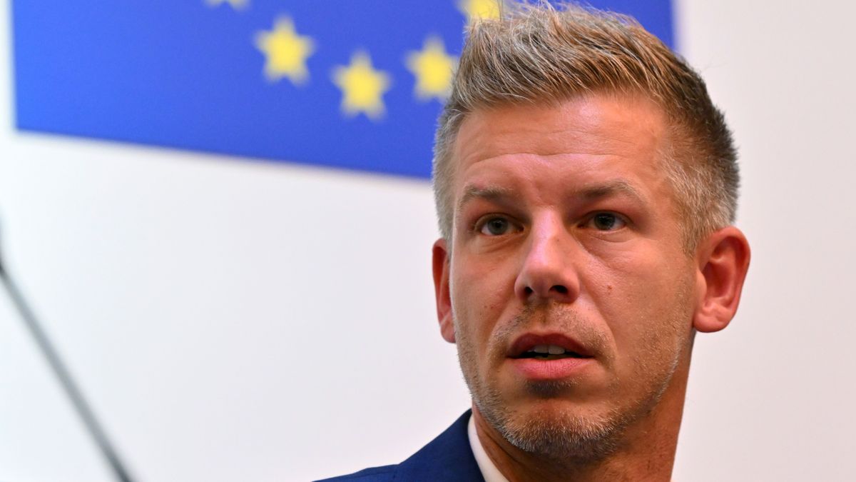 Feljelentést tettek Magyar Péter kórházi akciói miatt