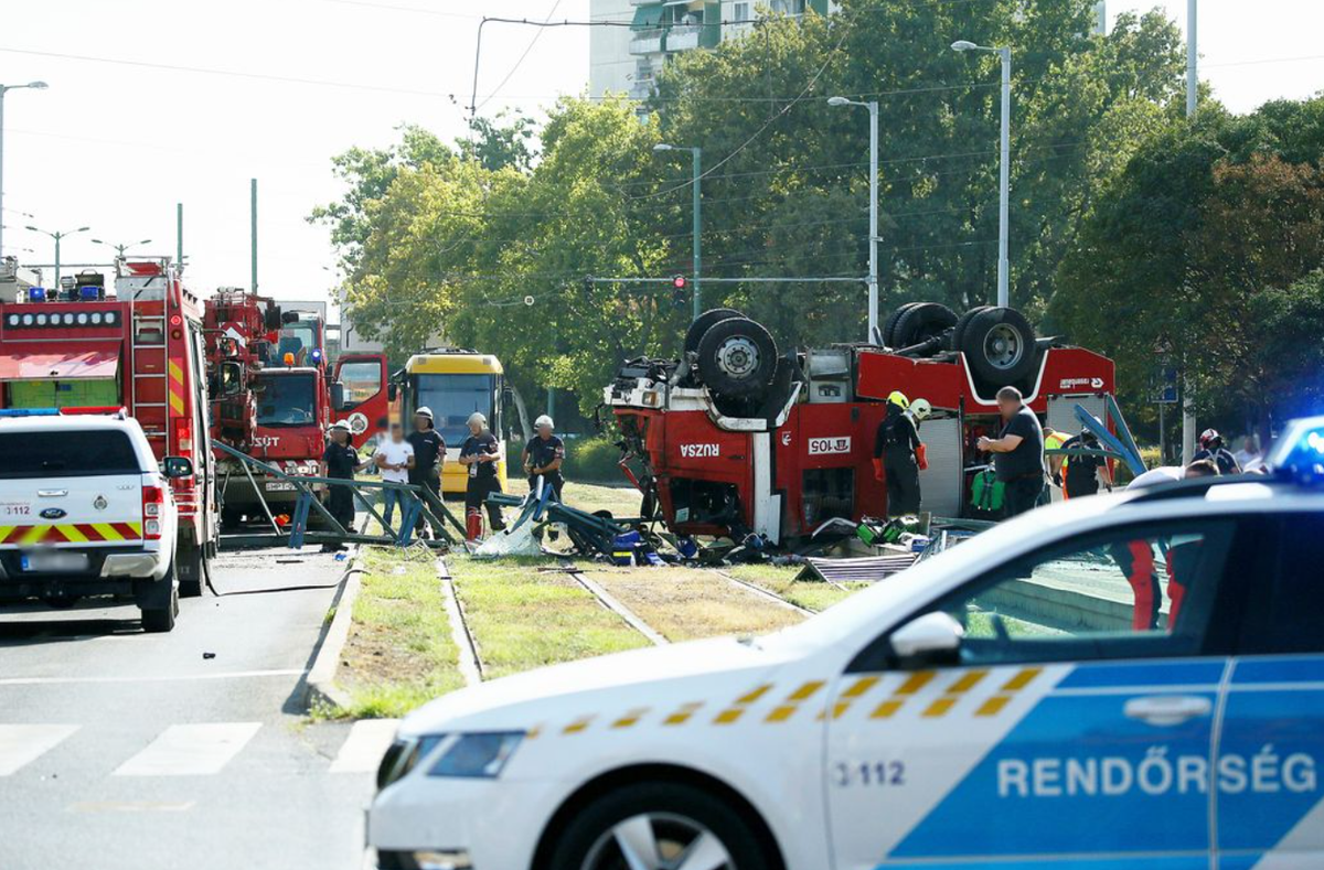 Baleset a Rókusi körúton: az érintett útszakaszt teljes szélességében lezárták