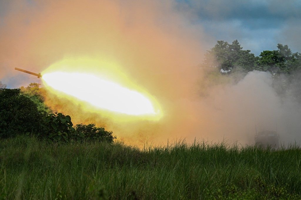 A nagy mobilitású tüzérségi rakéta (HIMARS) látható az Egyesült Államok és a Fülöp-szigetek közös hadgyakorlatán a Laurnál, Nueva Ecija-nál 2024. augusztus 9-én.