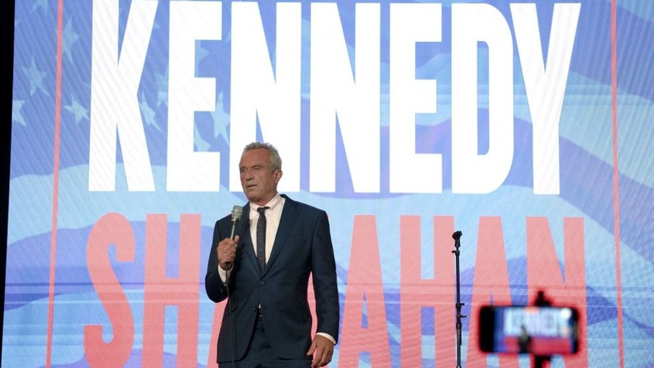 Az Egyesült Államok független elnökjelöltje, Robert F. Kennedy Jr. a libertárius nemzeti kongresszuson a washingtoni Washington Hilton épületében 2024. május 24-én.