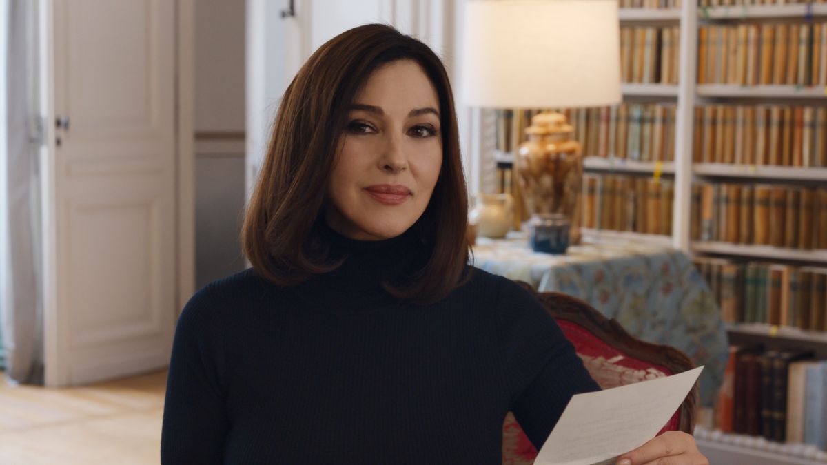 Párizsban nem lehet nem élni: kritika Monica Bellucci új filmjéről