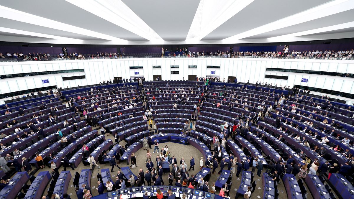 Pro-War MEPs Attack Hungary with Baseless Lies