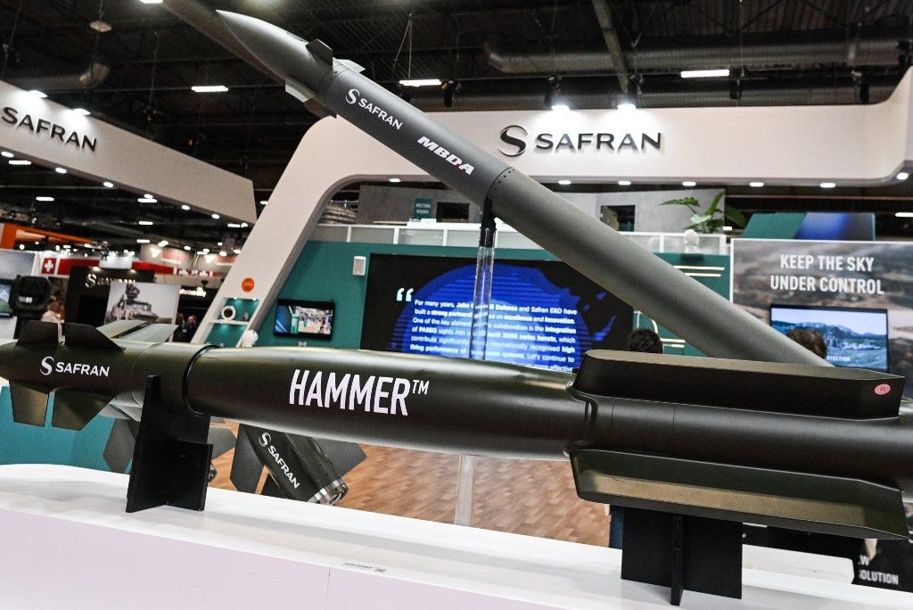 A Safran Electronics and Defense által kifejlesztett moduláris levegő-föld fegyverzet, közismert nevén AASM Hammer