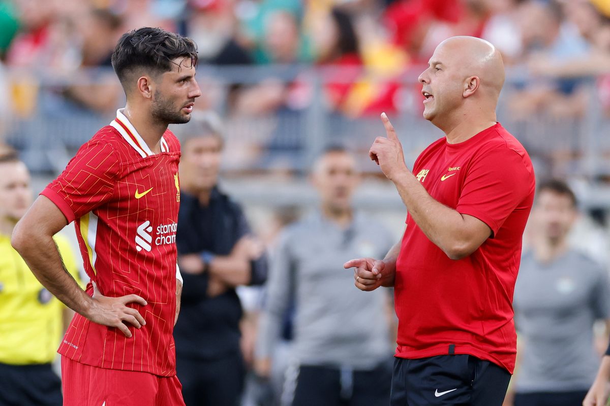 SOCCER: JUL 26 Liverpool vs Real Betis
PITTSBURGH, PA - JULY 26: Liverpool FC coach Arne Slot talks to midfielder Dominik Szoboszlai (8) during the preseason friendly against Real Betis at Acrisure Stadium on July 26, 2024 in Pittsburgh, Pennsylvania. (Photo by Joe Robbins/Icon Sportswire via Getty Images)