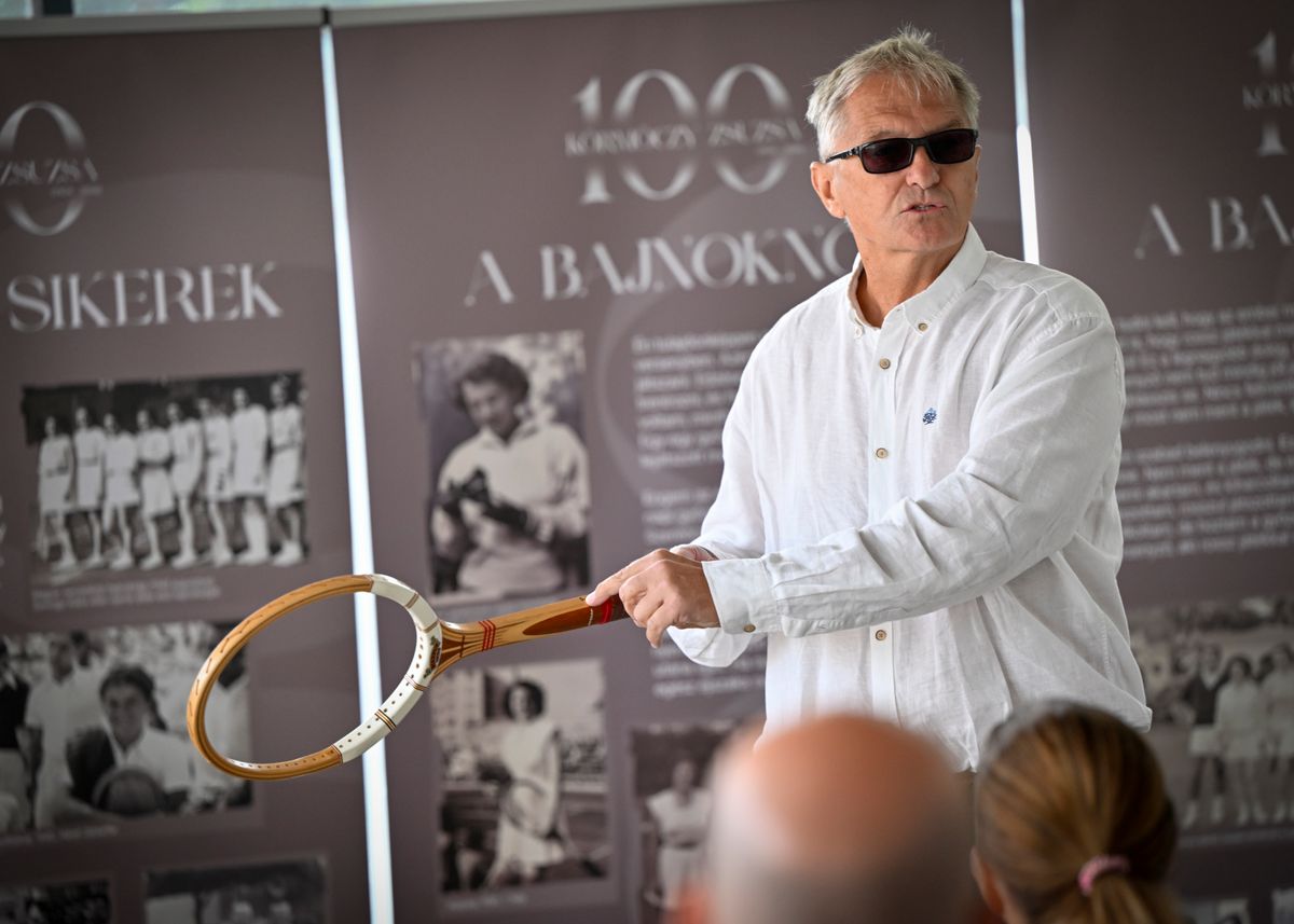 Körmöczy Zsuzsa ütője 100 kiállítás megnyitó magyar tenisz legenda Roland Garros Grand Slam