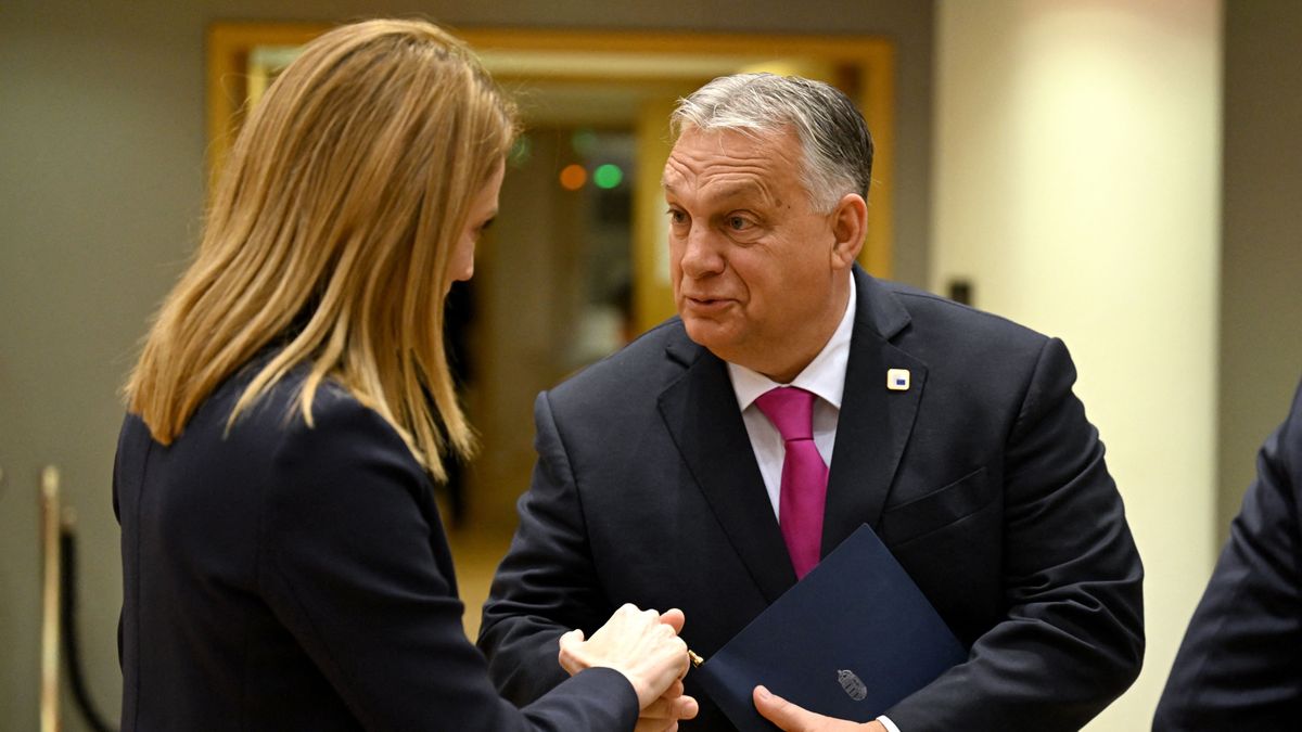 Az Európai Parlament azonnal és határozottan reagált Orbán Viktor döntésére