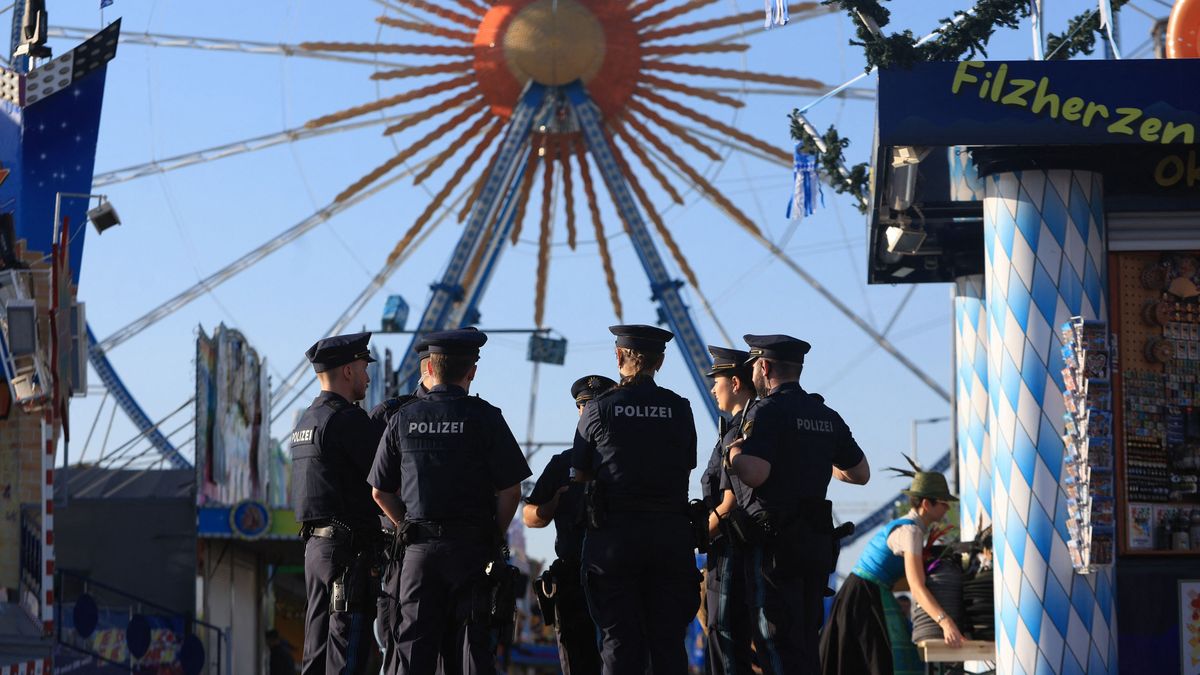 Start of the 189th Munich Oktoberfest
Lugas