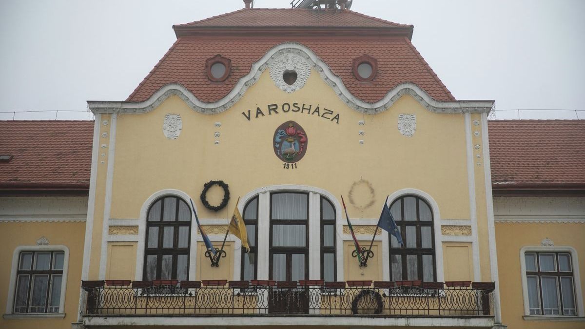 Nagyon megviseli a balmazújvárosi dolgozókat, hogy hónapok óta nem kapnak fizetést