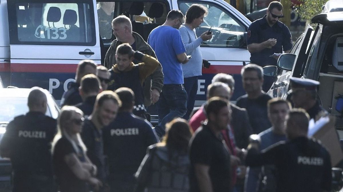 Több ezer euróért csempészték a migránsokat, lebuktak