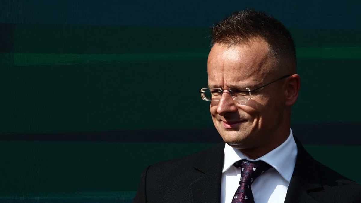 Hungary FM Makes Key Announcement on War Ahead of Trip to US