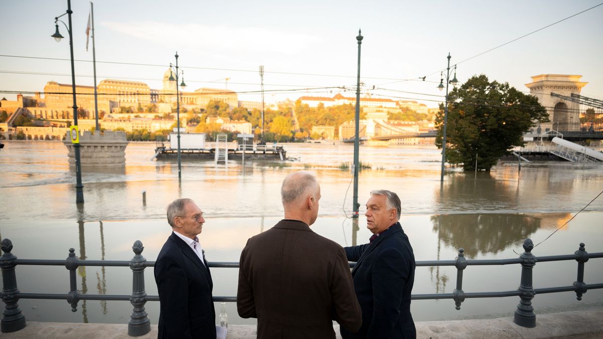 PM Orban and Operational Group Remain on Full Alert