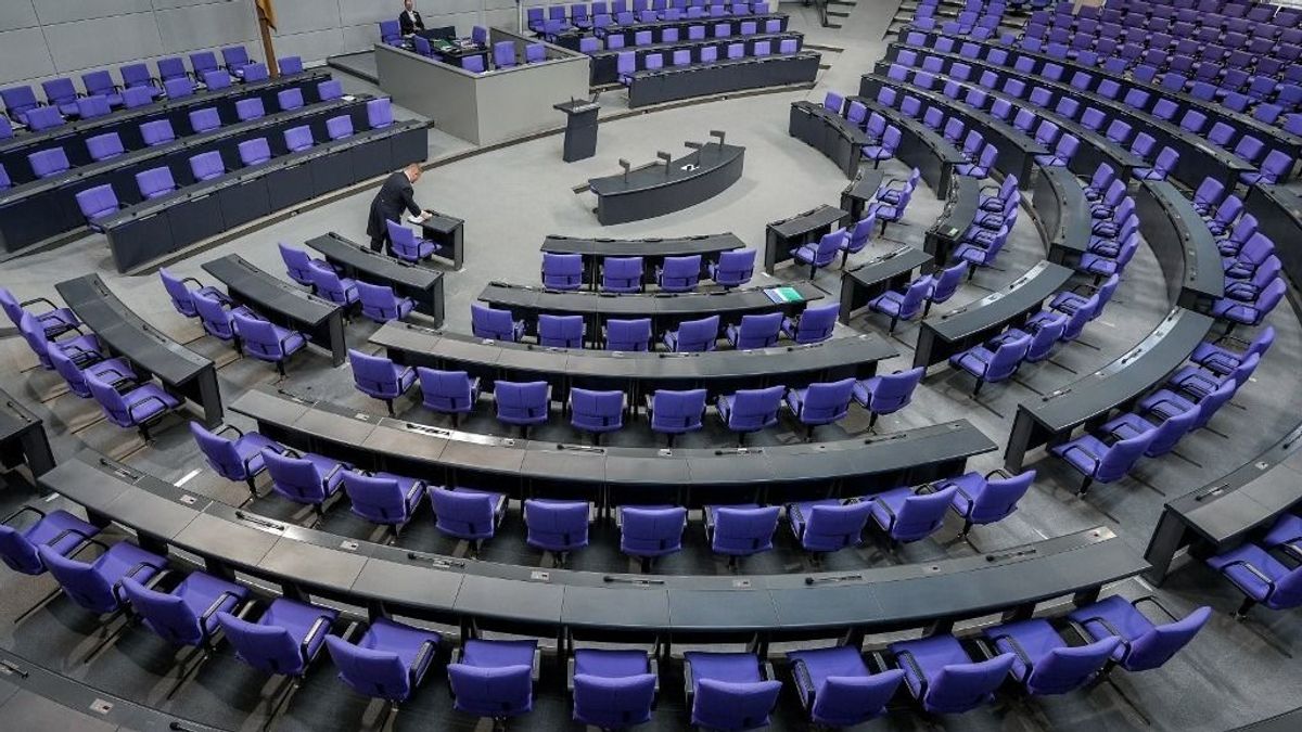 A kormánykoalíciónak mennie kell, ez a németek egyöntetű véleménye