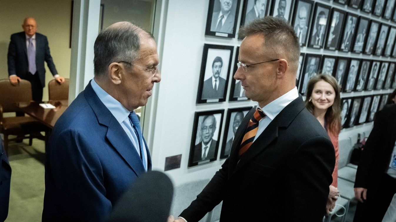 LAVROV, Szergej; SZIJJÁRTÓ Péter