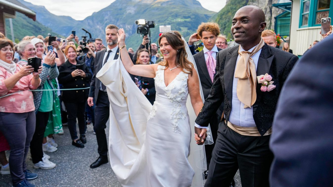 Princess Martha Louise of Norway and Durek Verrett arrive at their wedding party at Hotel Unio in Geiranger on August 31, 2024. Princess Martha Louise, the eldest child of King Harald will tie the knot on Saturday with American self-proclaimed shaman Durek Verrett. (Photo by Heiko Junge / NTB / AFP) / Norway OUT