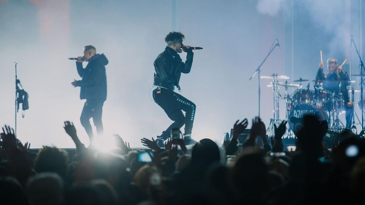 Azahriah ma és holnap este is fellép, de Thomas Anders és K-pop sztárok is jönnek a Budapest Parkba