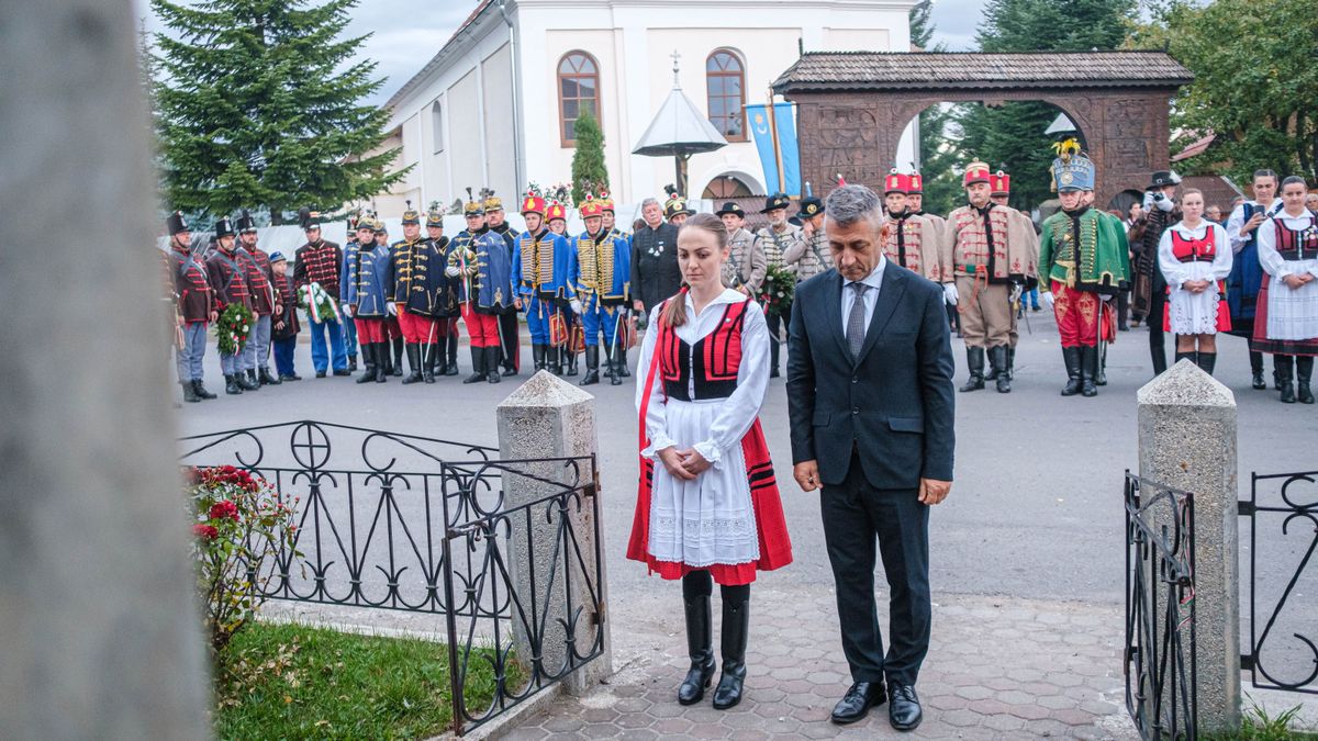 Potápi Árpád Jánostól búcsúznak Erdély-szerte