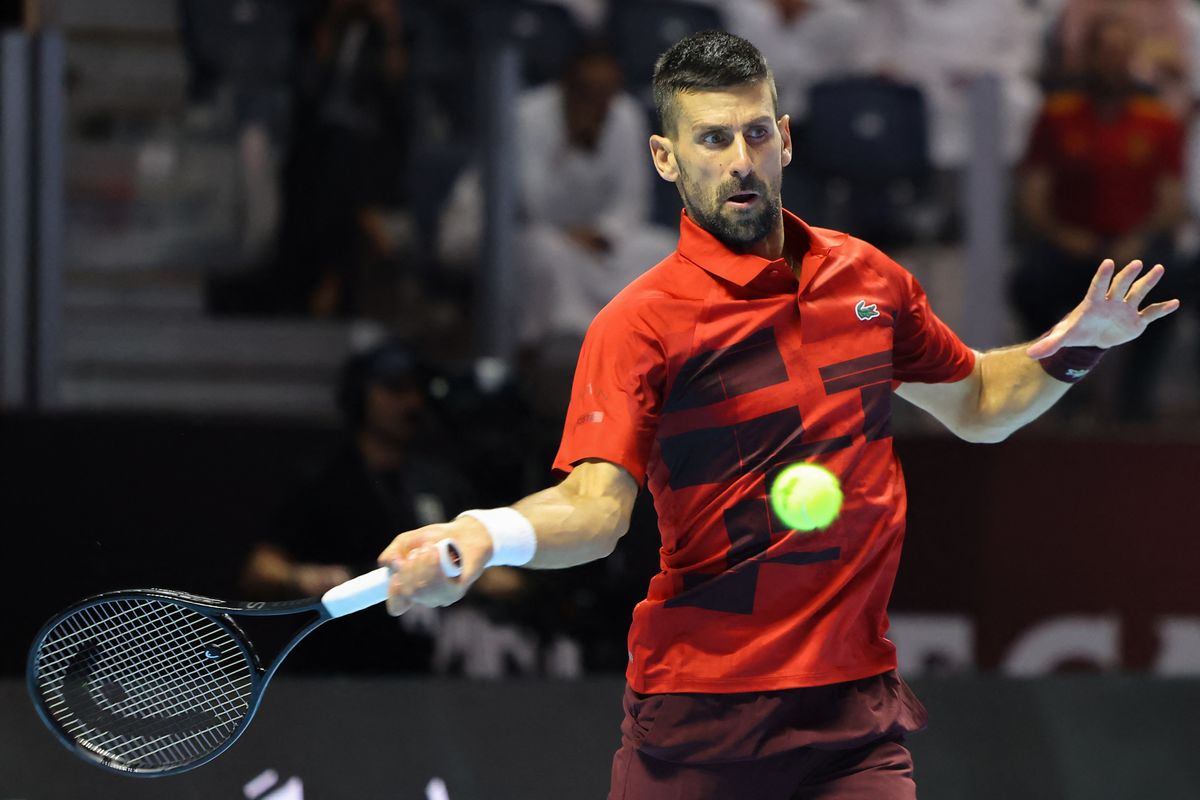 Tennis: 6 Kings Slam exhibition tournament
Serbia's Novak Djokovics returns the ball against Italy's Jannik Sinner during their semi-final tennis match in the Six Kings Slam exhibition tournament in Rijád Szaúd-Arábia on October 17, 2024. (Photo by Fayez NURELDINE / AFP) Rafael Nadal