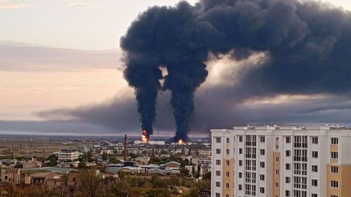 Egy ukrán csapás megsemmisítette a Krím legnagyobb olajterminálját