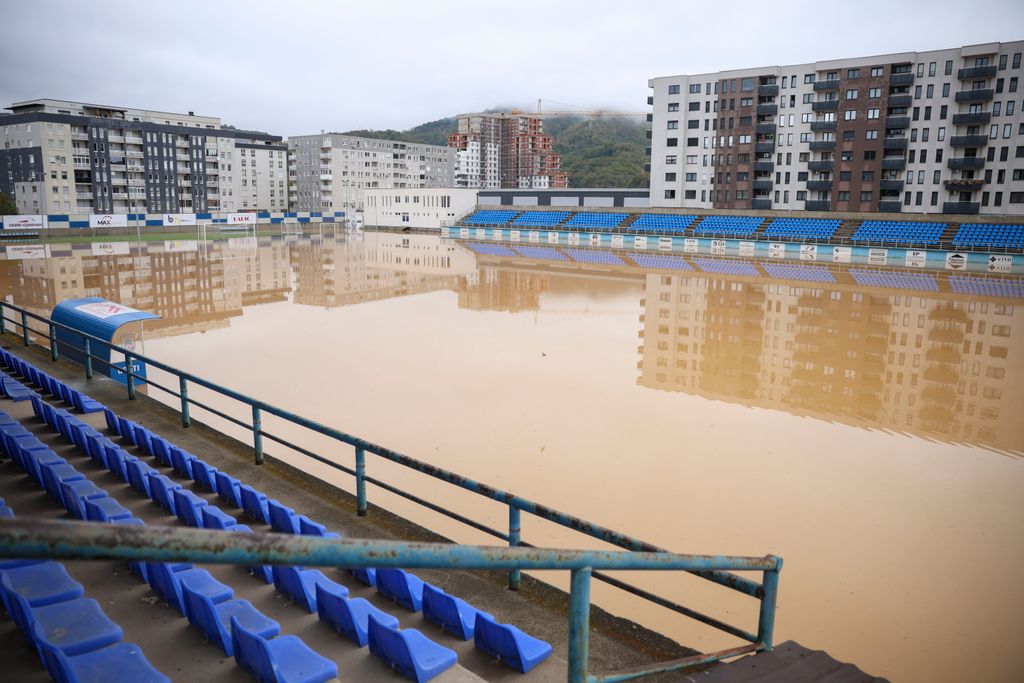 Kiseljak, 2024. október 4.
Árvízzel elöntött focipálya a boszniai Kiseljakban 2024. október 4-én.
MTI/AP/Armin Durgut