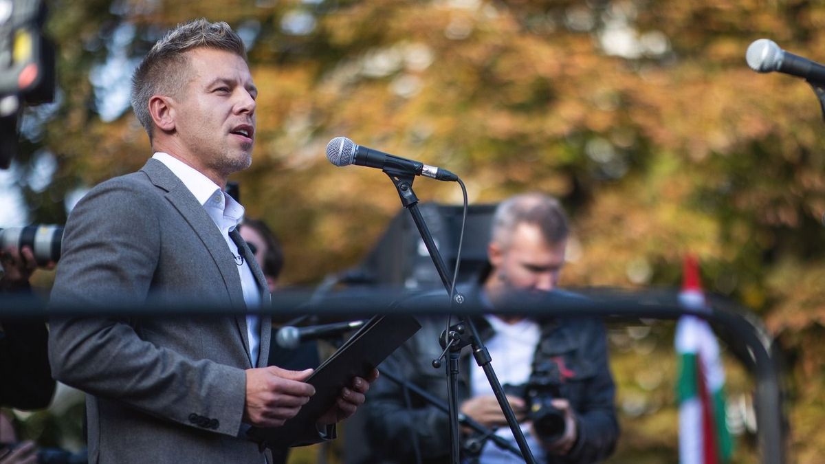 Kínos bakik, a vártnál jóval kevesebb résztvevő Magyar Péterék rendezvényén